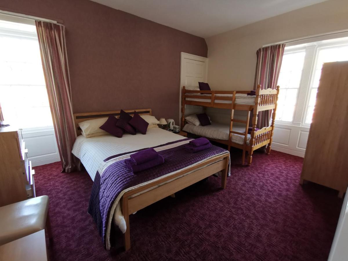 St Ronan'S Hotel Innerleithen Room photo